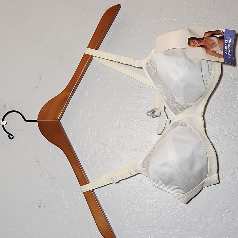 New Vintage BEST FORM 34B Bra